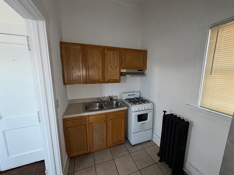 620/26 N Perry Street, Davenport, IA 52803
