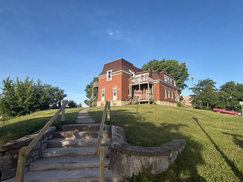 620/26 N Perry Street, Davenport, IA 52803