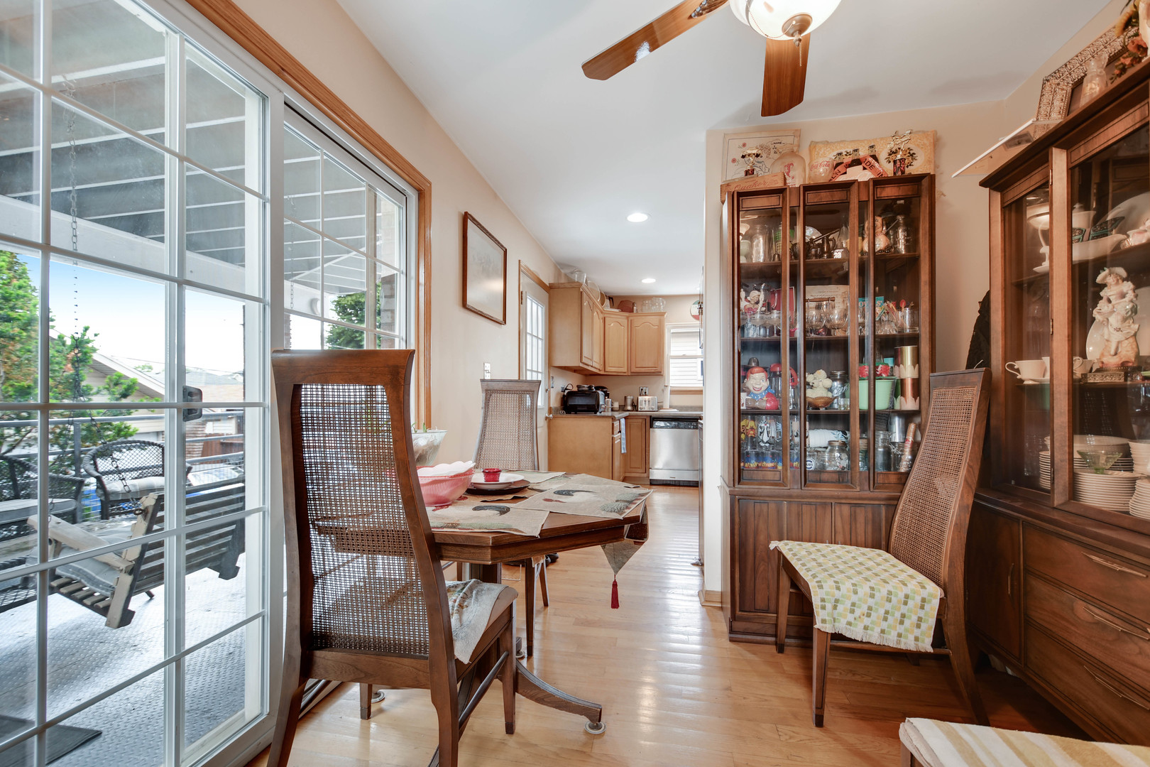 4820 S Lotus Avenue, Chicago, IL 60638