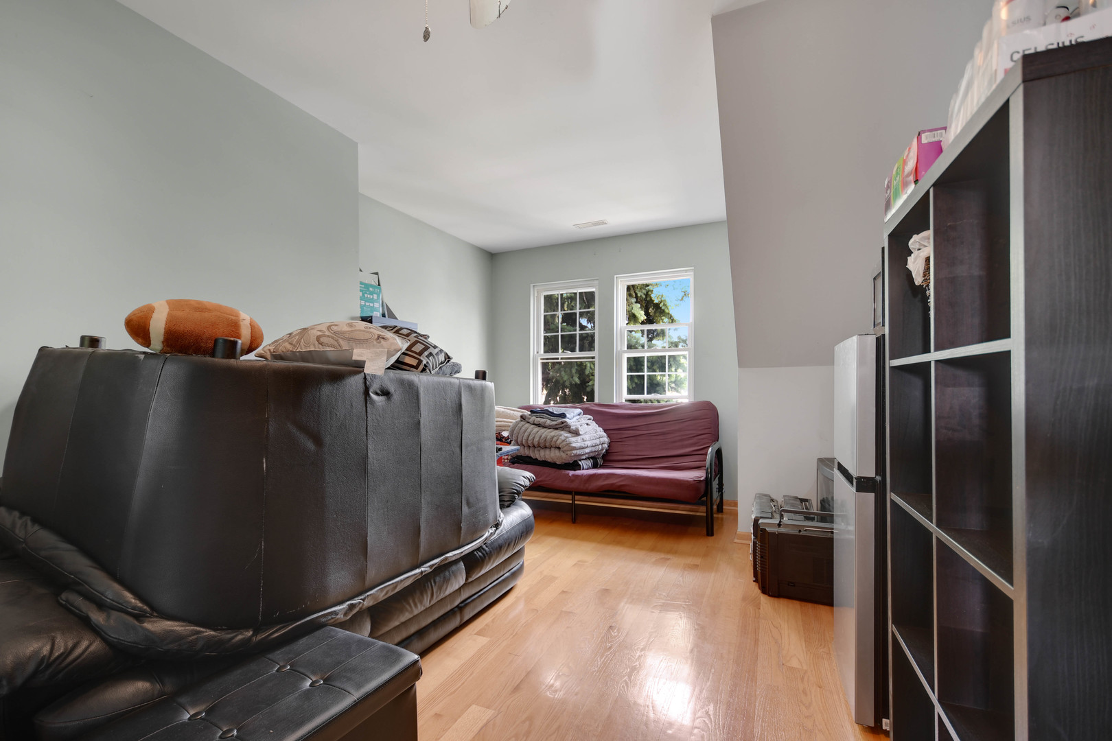 4820 S Lotus Avenue, Chicago, IL 60638