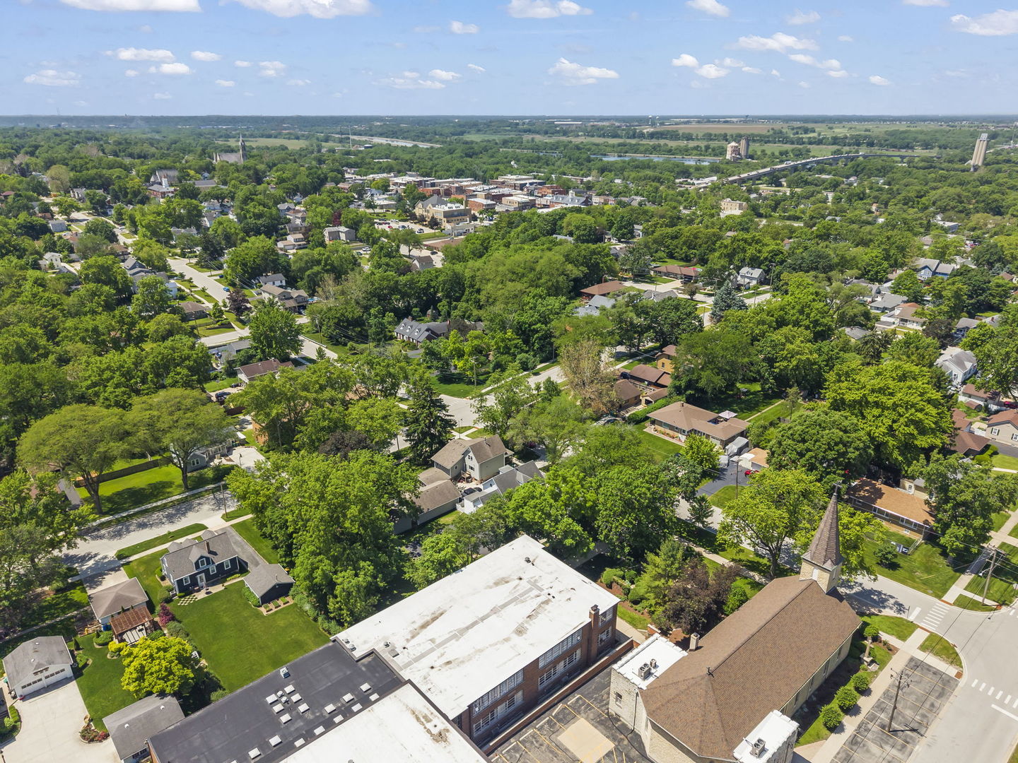 520 S Jefferson Street, Lockport, IL 60441