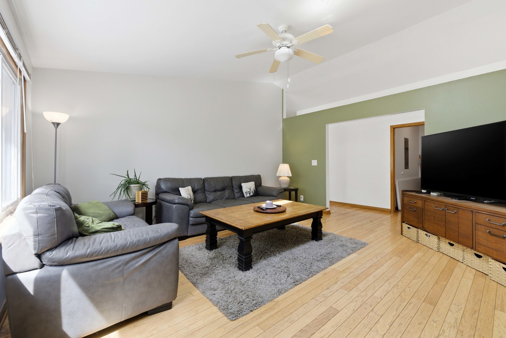37883 N Watts Avenue, Spring Grove, IL 60081