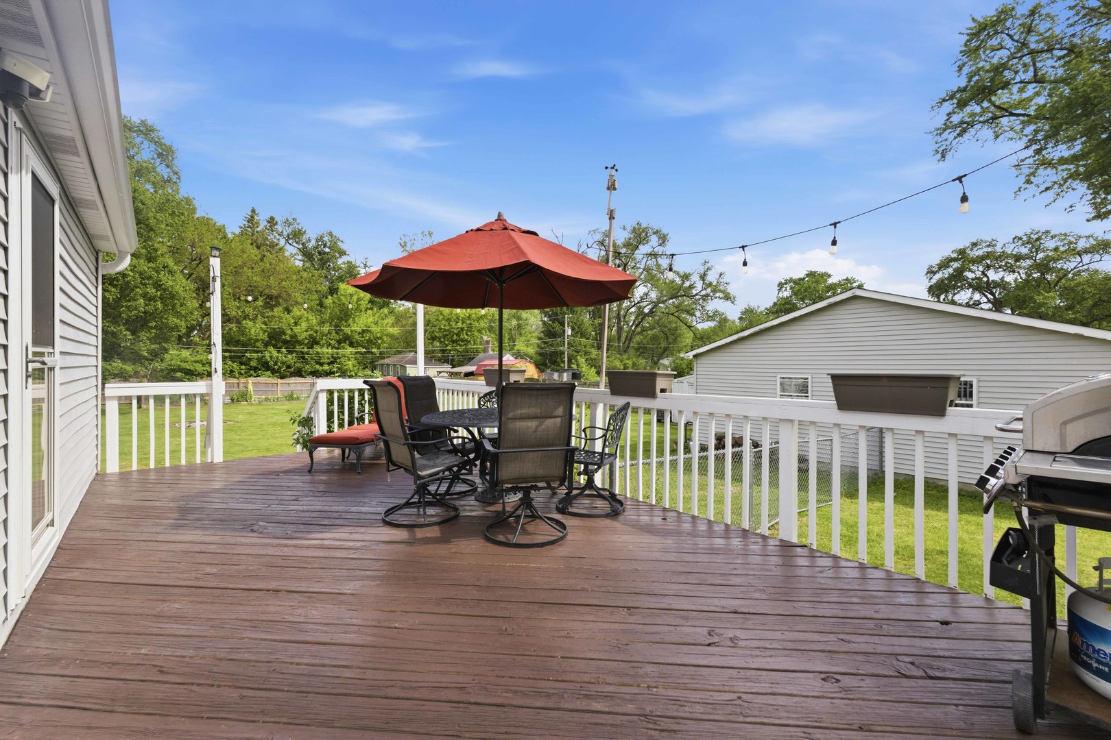 37883 N Watts Avenue, Spring Grove, IL 60081