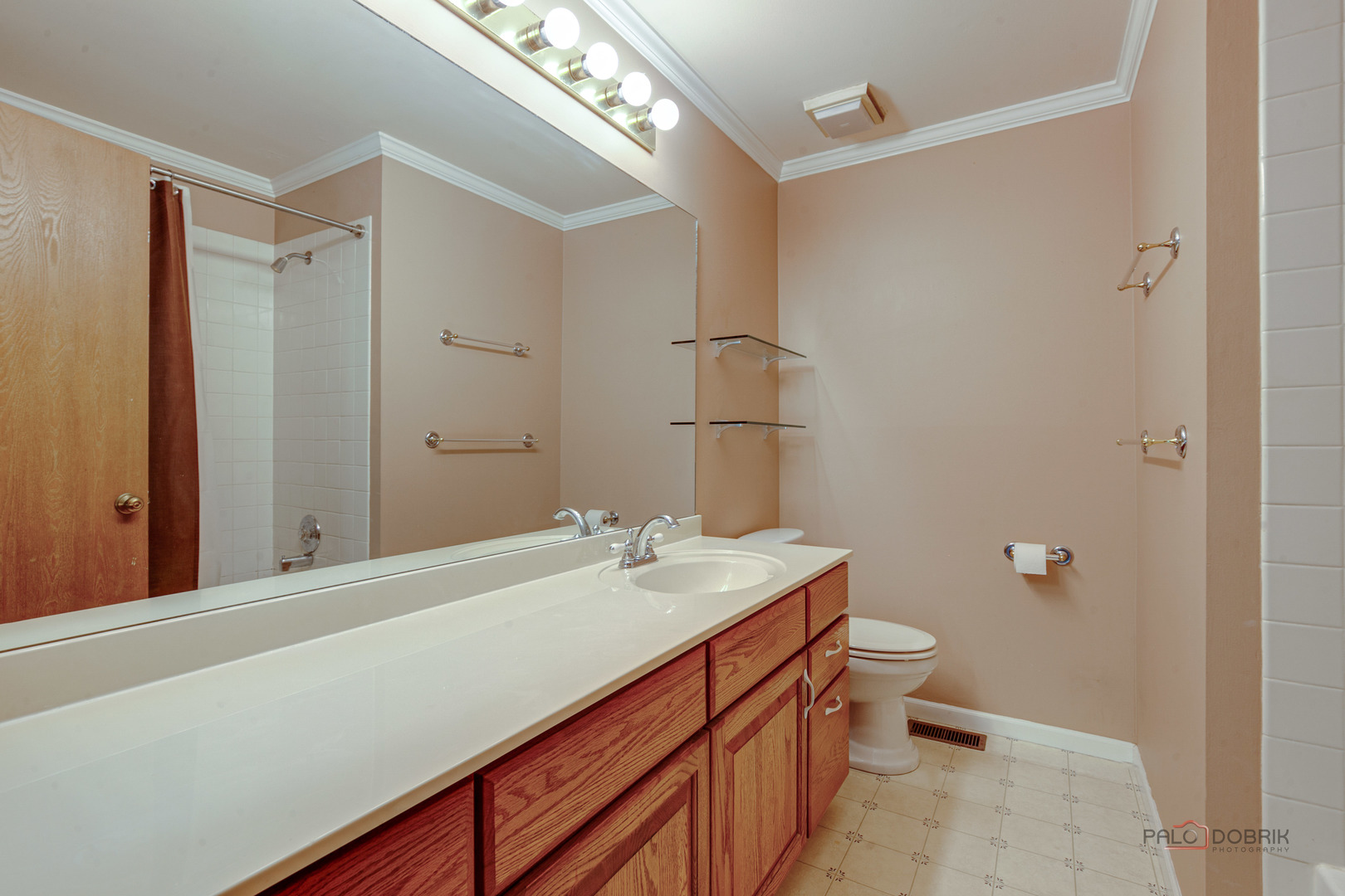 1209 BRADWELL Lane #E, Mundelein, IL 60060