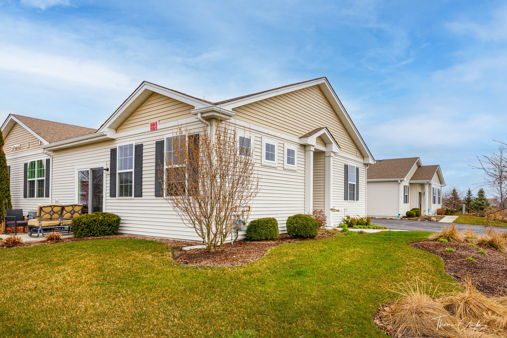 1770 Southern Circle #1, Pingree Grove, IL 60140