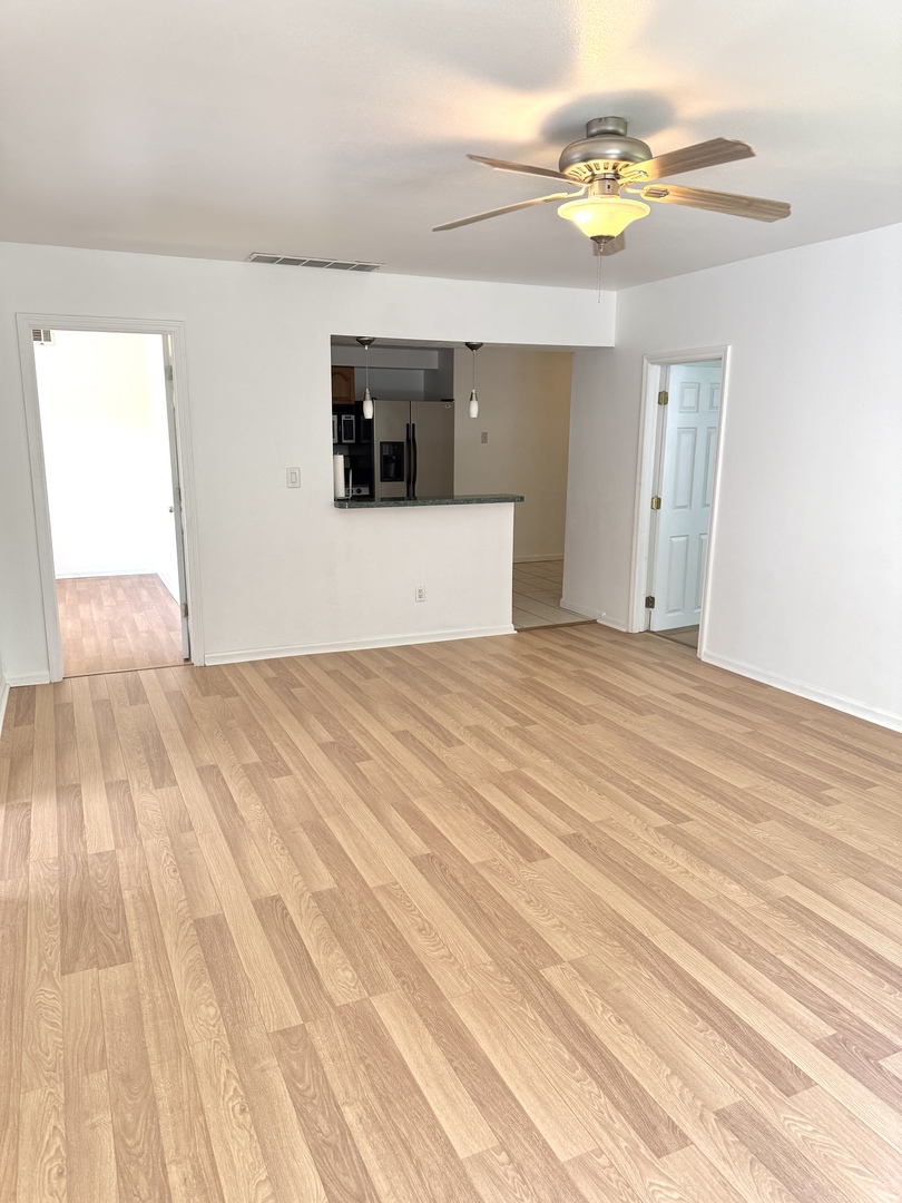 8400 S 84th Court, Hickory Hills, IL 60457