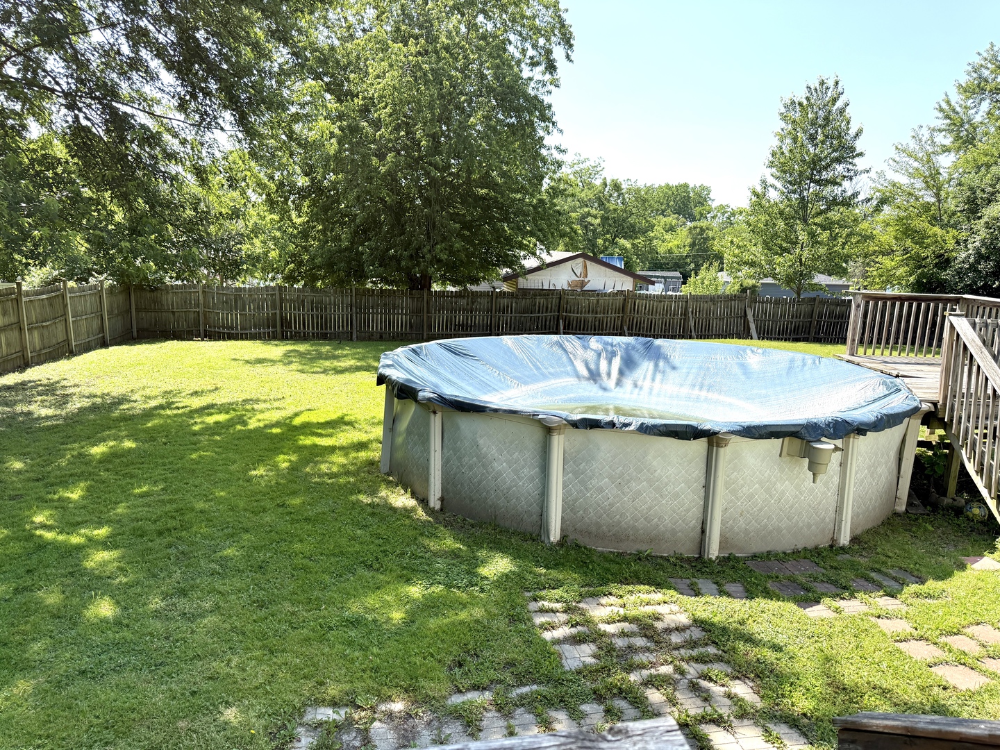 8400 S 84th Court, Hickory Hills, IL 60457
