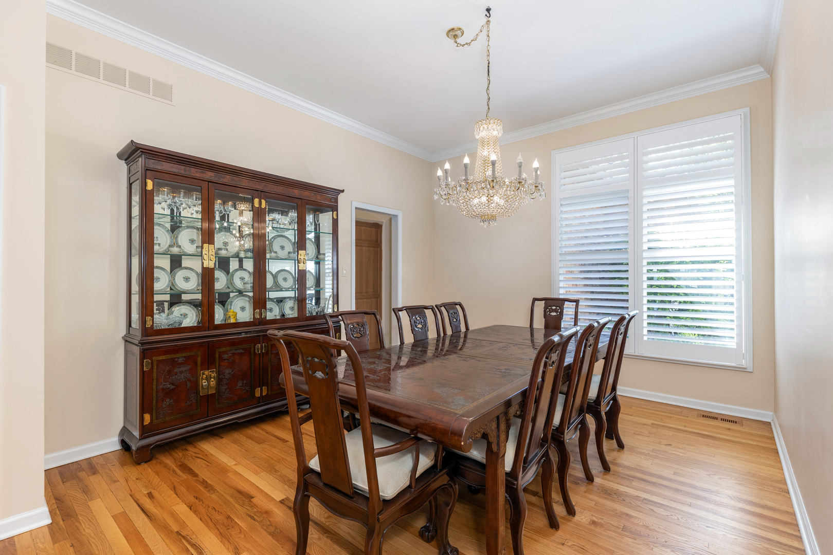 1437 Ambleside Circle, Naperville, IL 60540