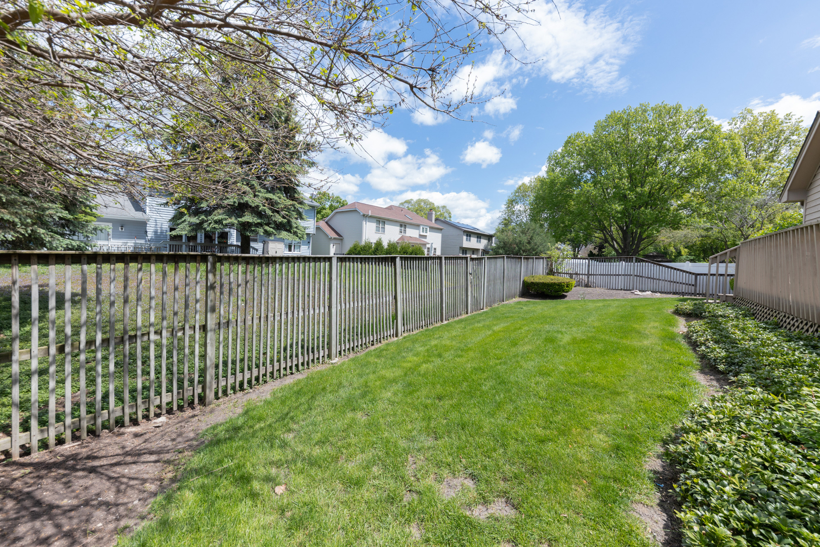 1437 Ambleside Circle, Naperville, IL 60540