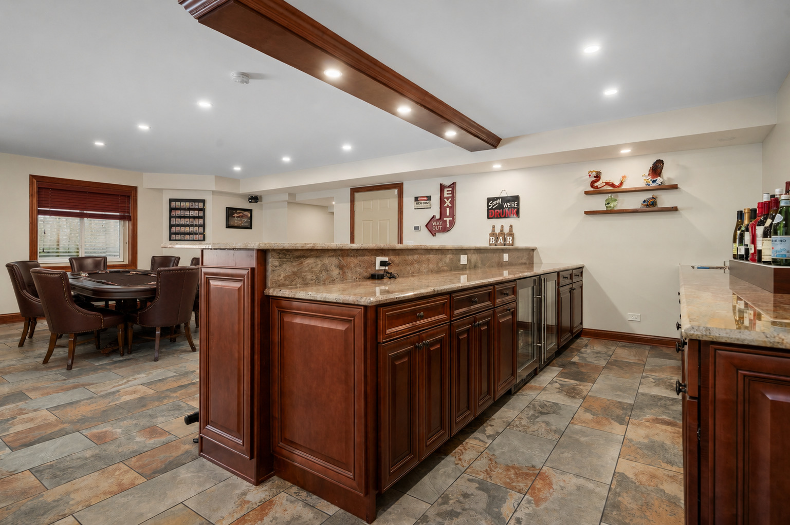 126 Schooner Lane, Lake Barrington, IL 60010