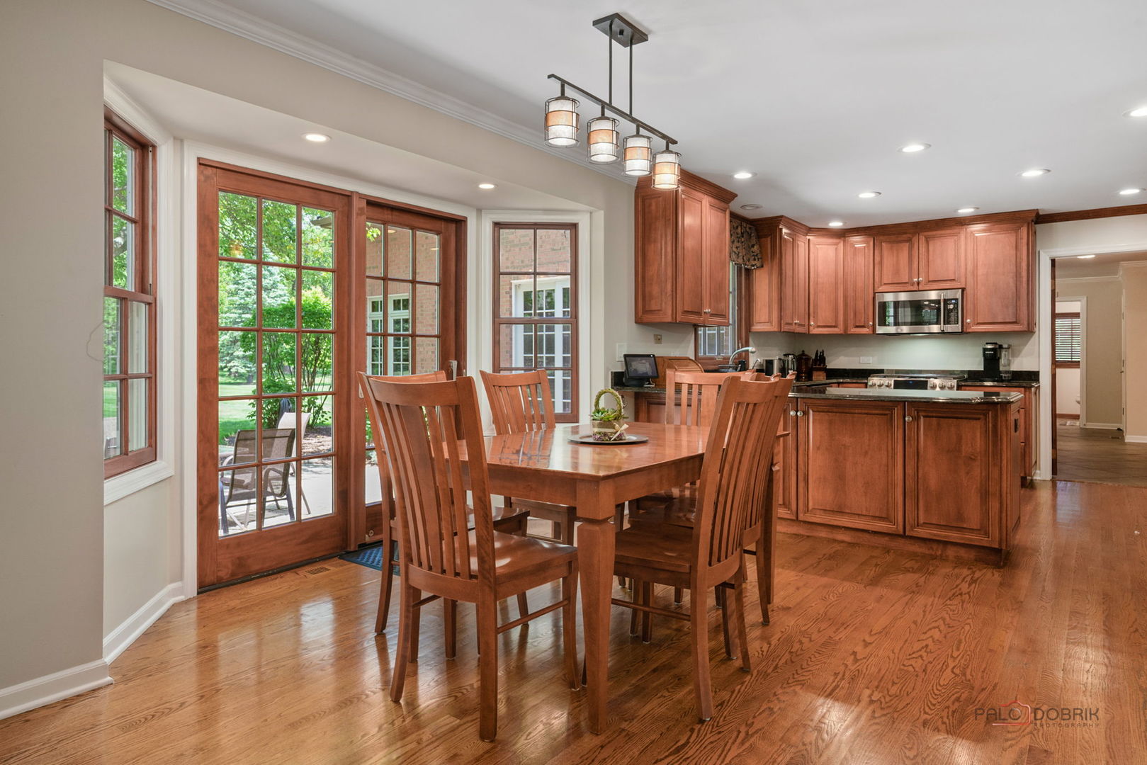126 Schooner Lane, Lake Barrington, IL 60010