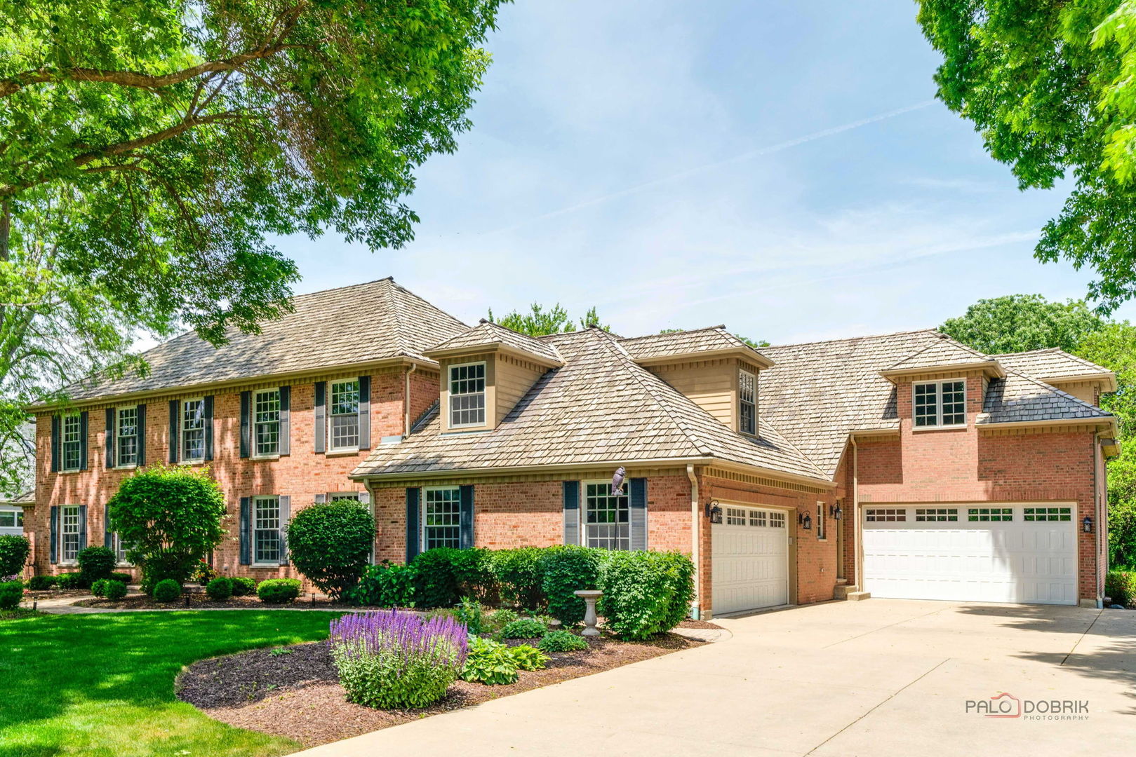 126 Schooner Lane, Lake Barrington, IL 60010