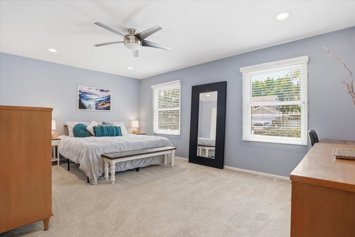 1109 Whitman Place, Vernon Hills, IL 60061