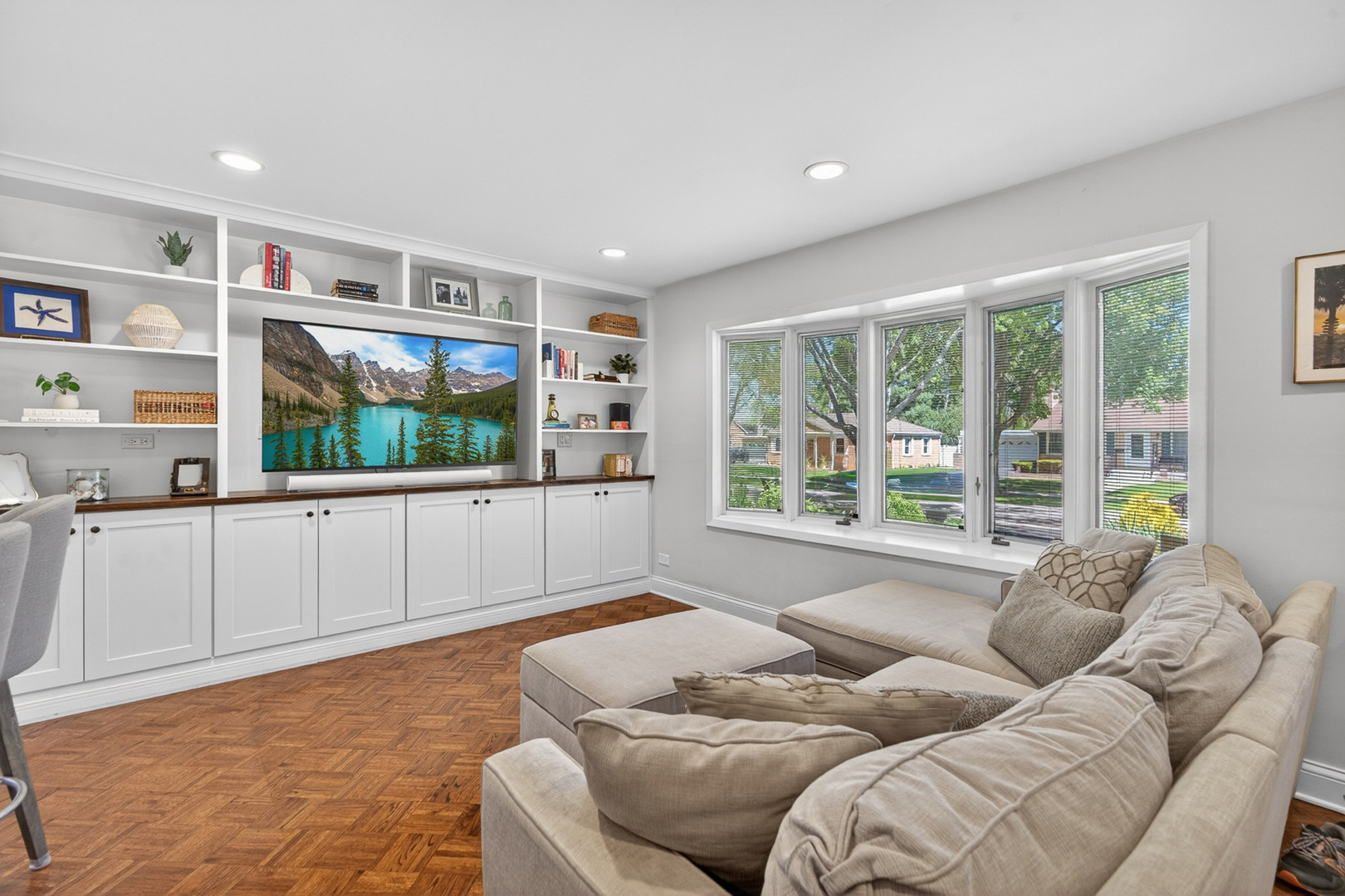 310 N Schiller Street, Palatine, IL 60067