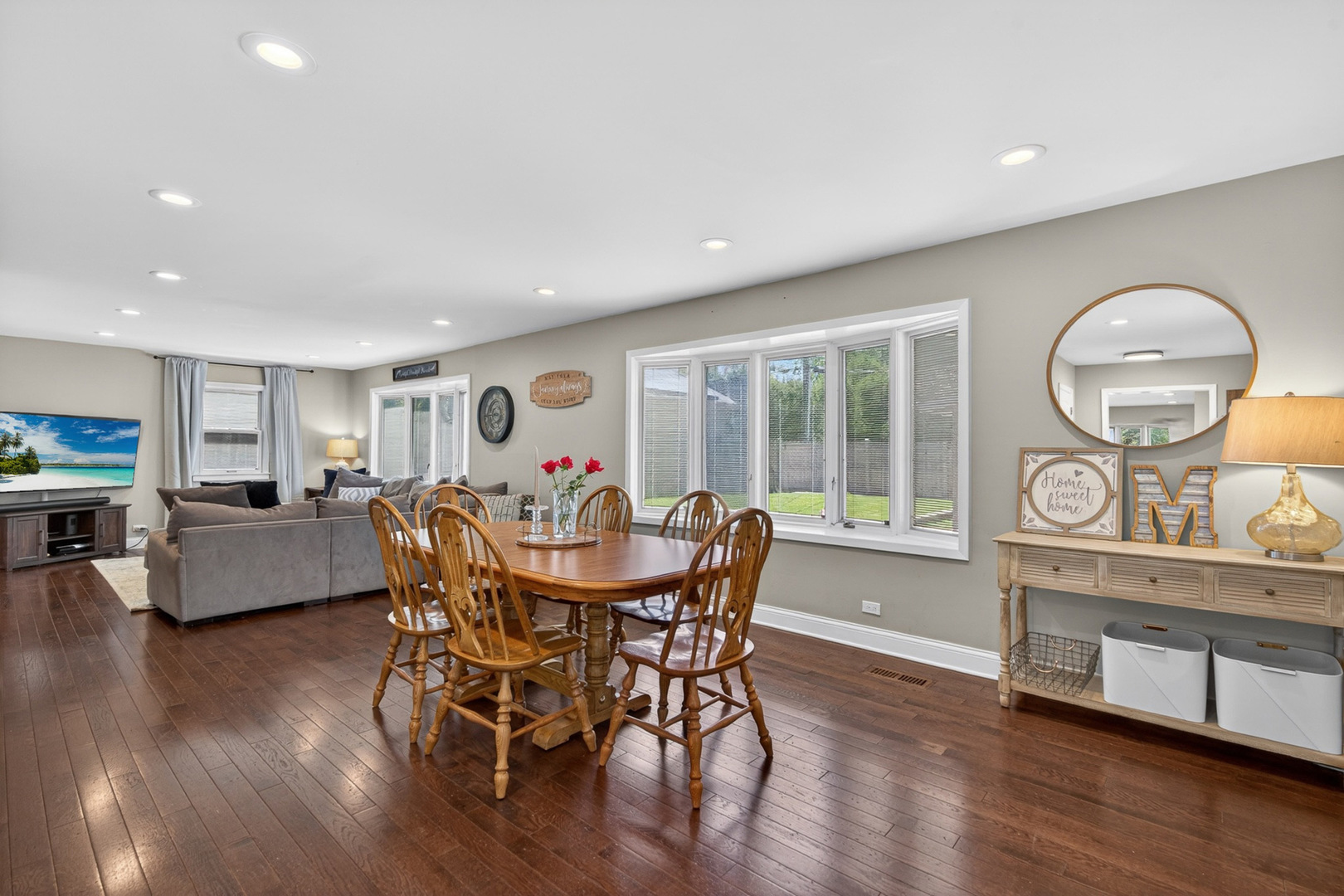 310 N Schiller Street, Palatine, IL 60067