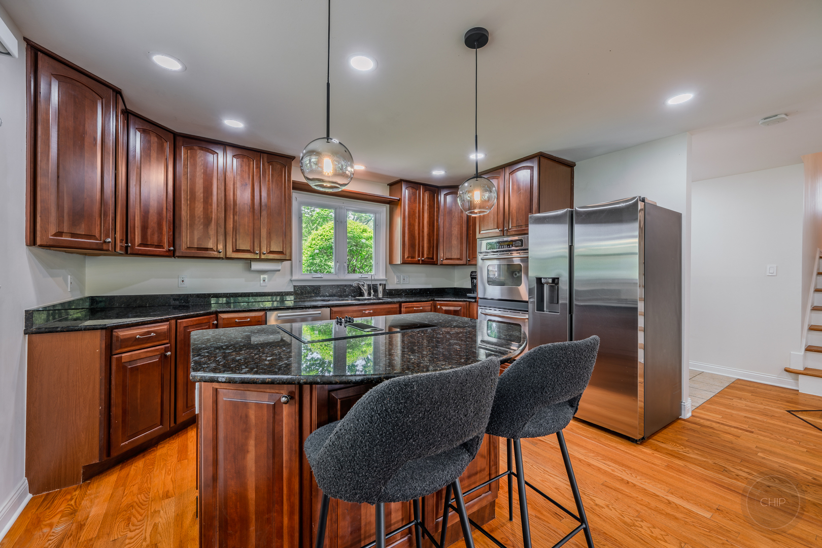 10S220 Alan Road, Naperville, IL 60564