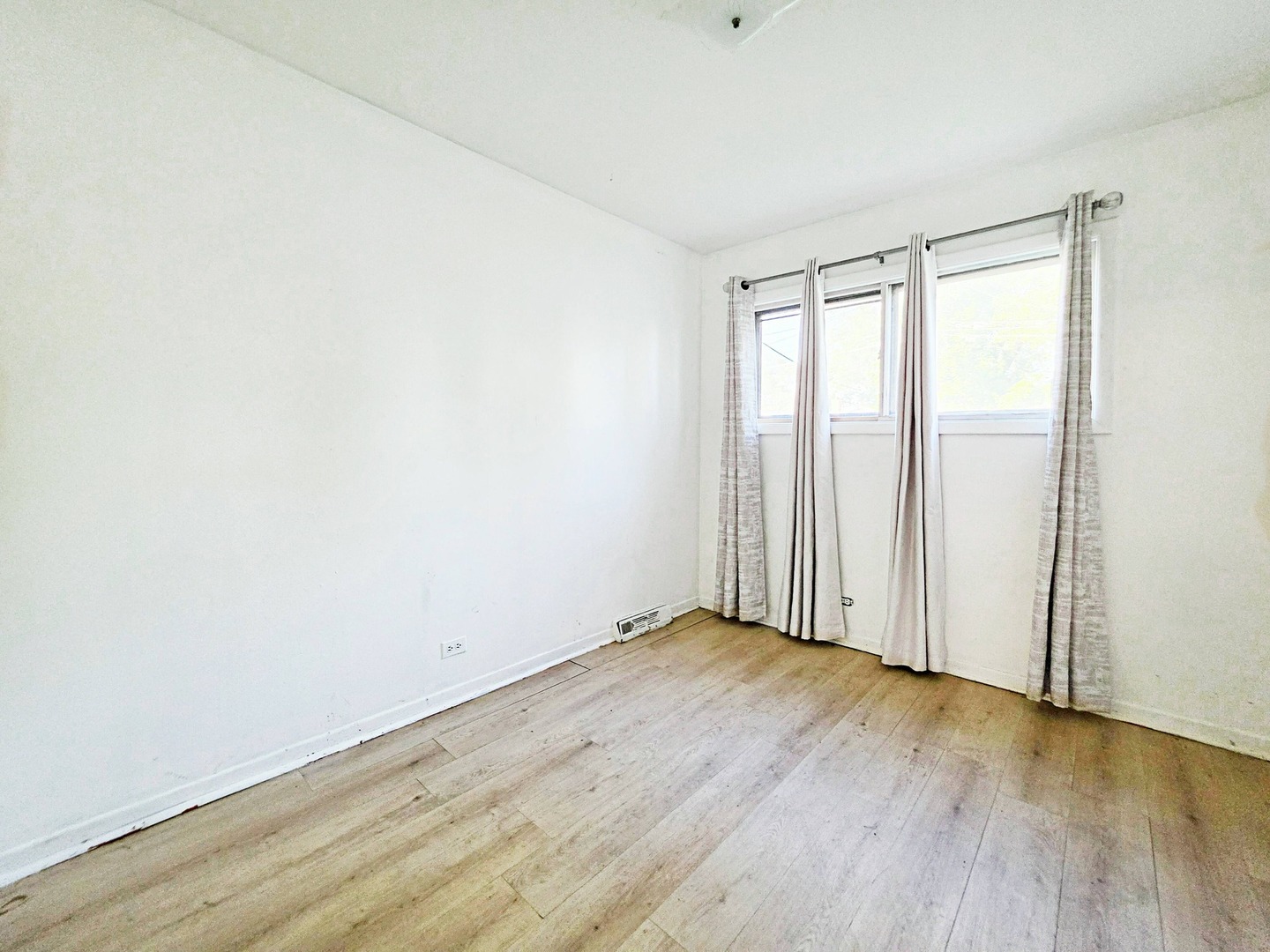 11425 S Elizabeth Street, Chicago, IL 60643