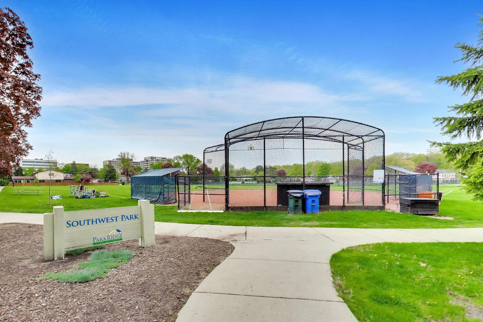 1430 Granville Avenue, Park Ridge, IL 60068
