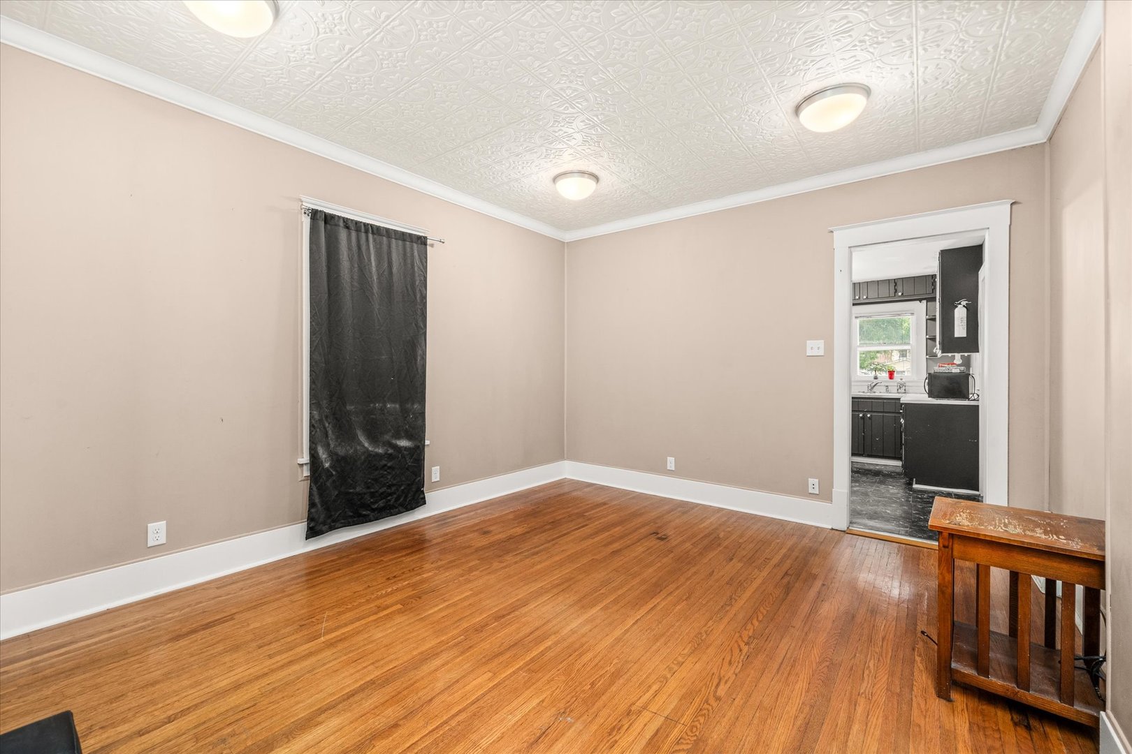 849 N 11th Street, DeKalb, IL 60115
