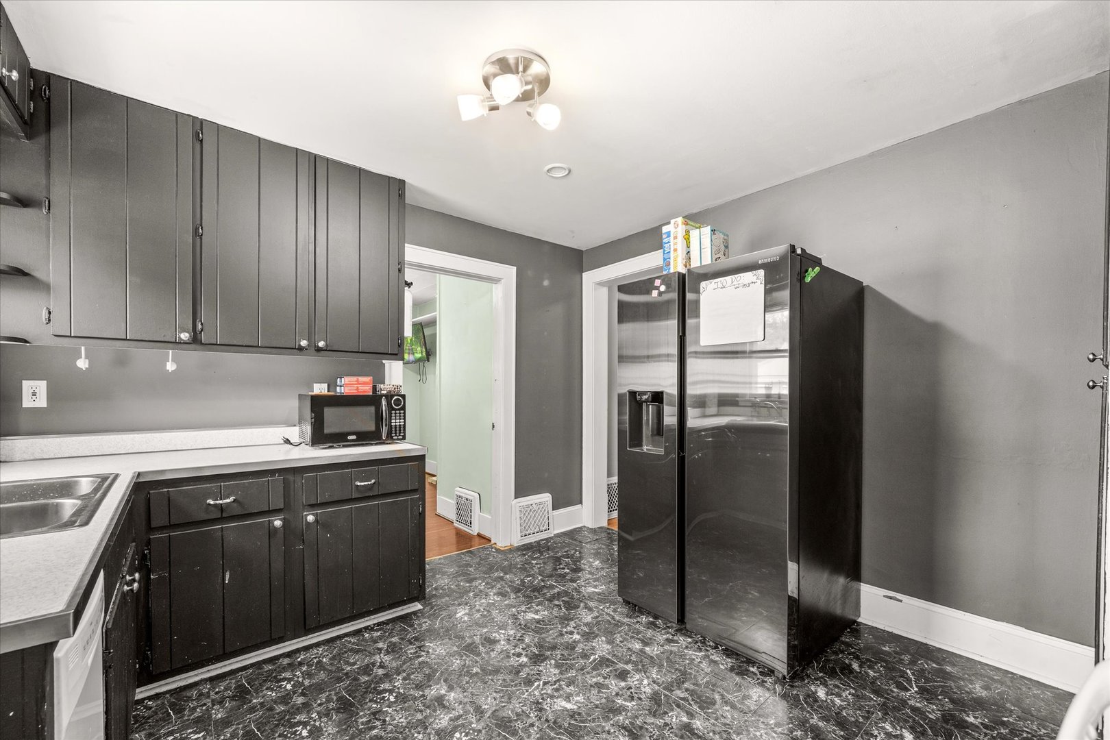 849 N 11th Street, DeKalb, IL 60115