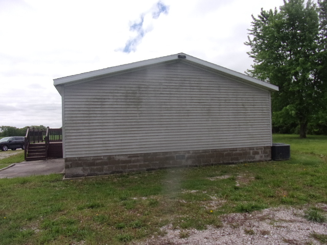 854 County Highway 12, Tower Hill, IL 62571