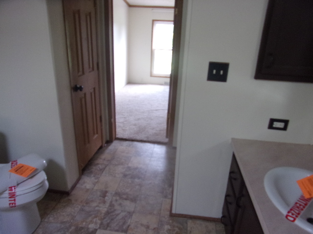 854 County Highway 12, Tower Hill, IL 62571