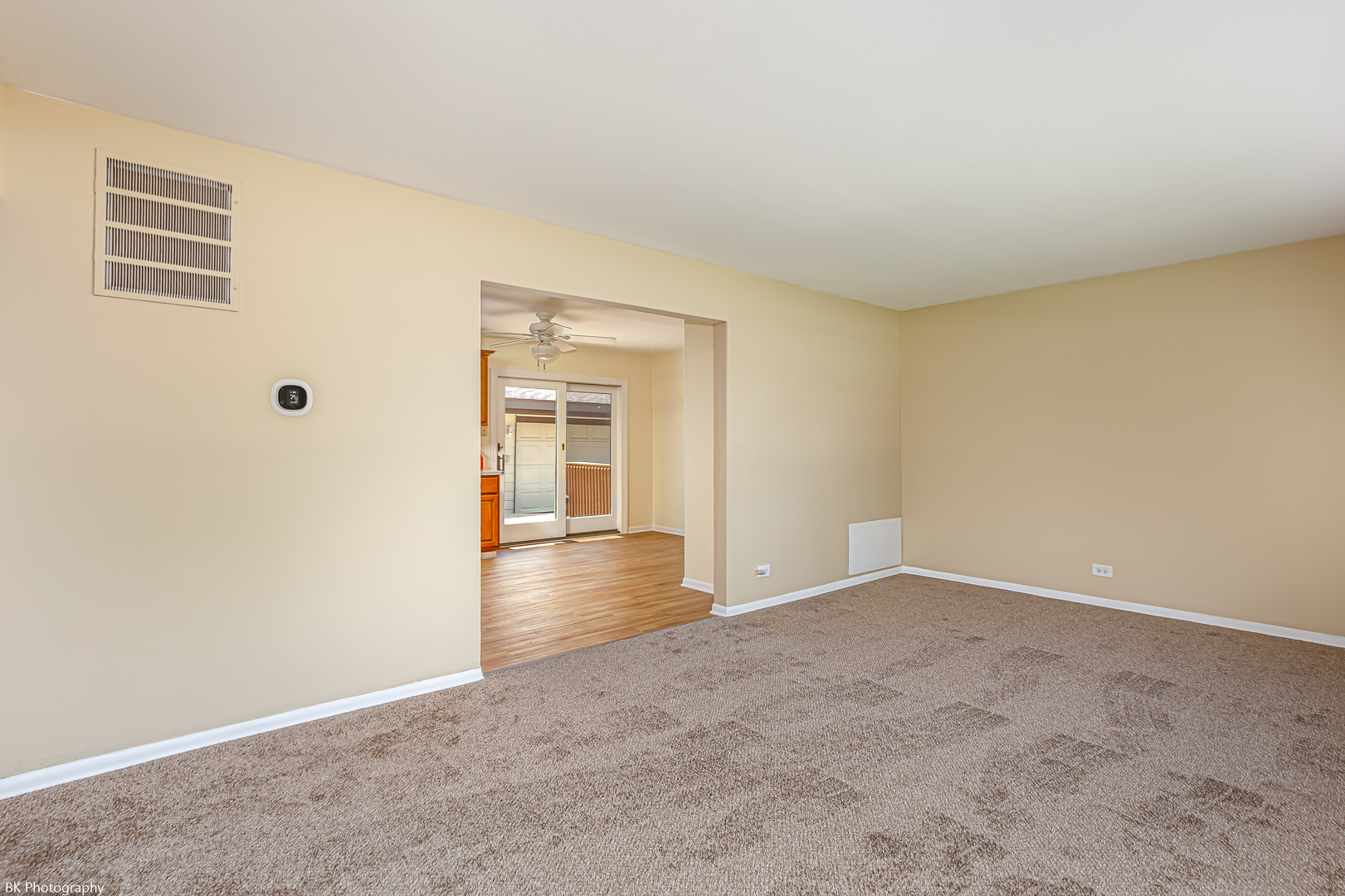 7049 W 91 Street, Bridgeview, IL 60455
