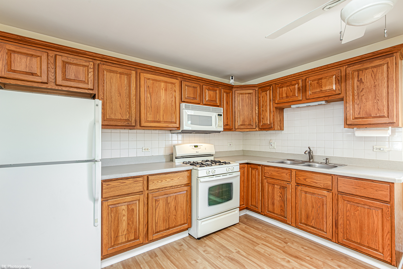 7049 W 91 Street, Bridgeview, IL 60455