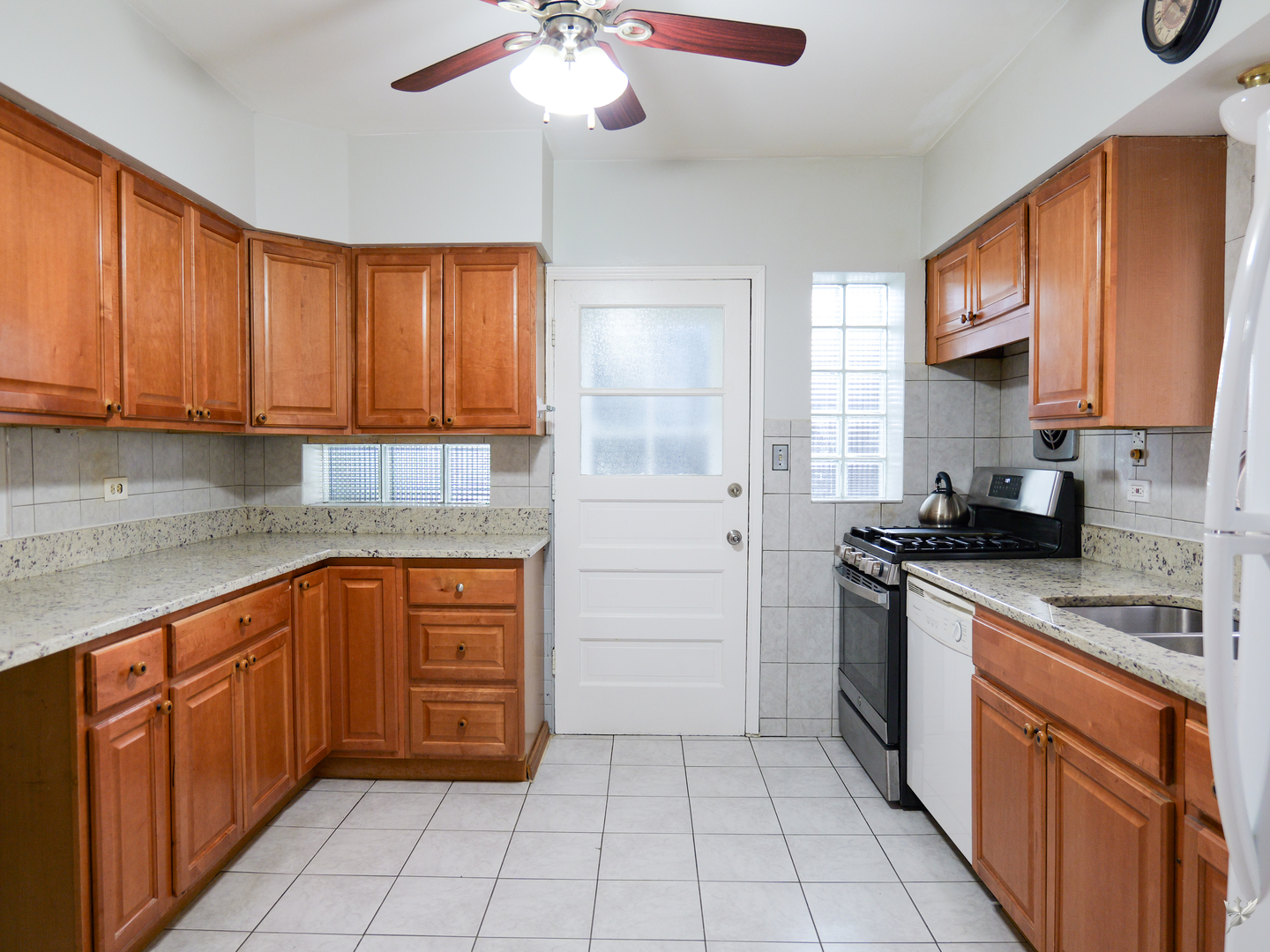 5838 N MULLIGAN Avenue, Chicago, IL 60646