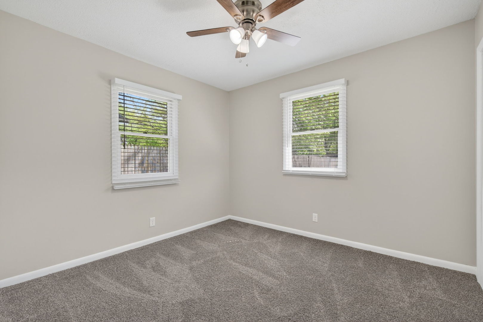 2559 Garden Court, Joliet, IL 60435