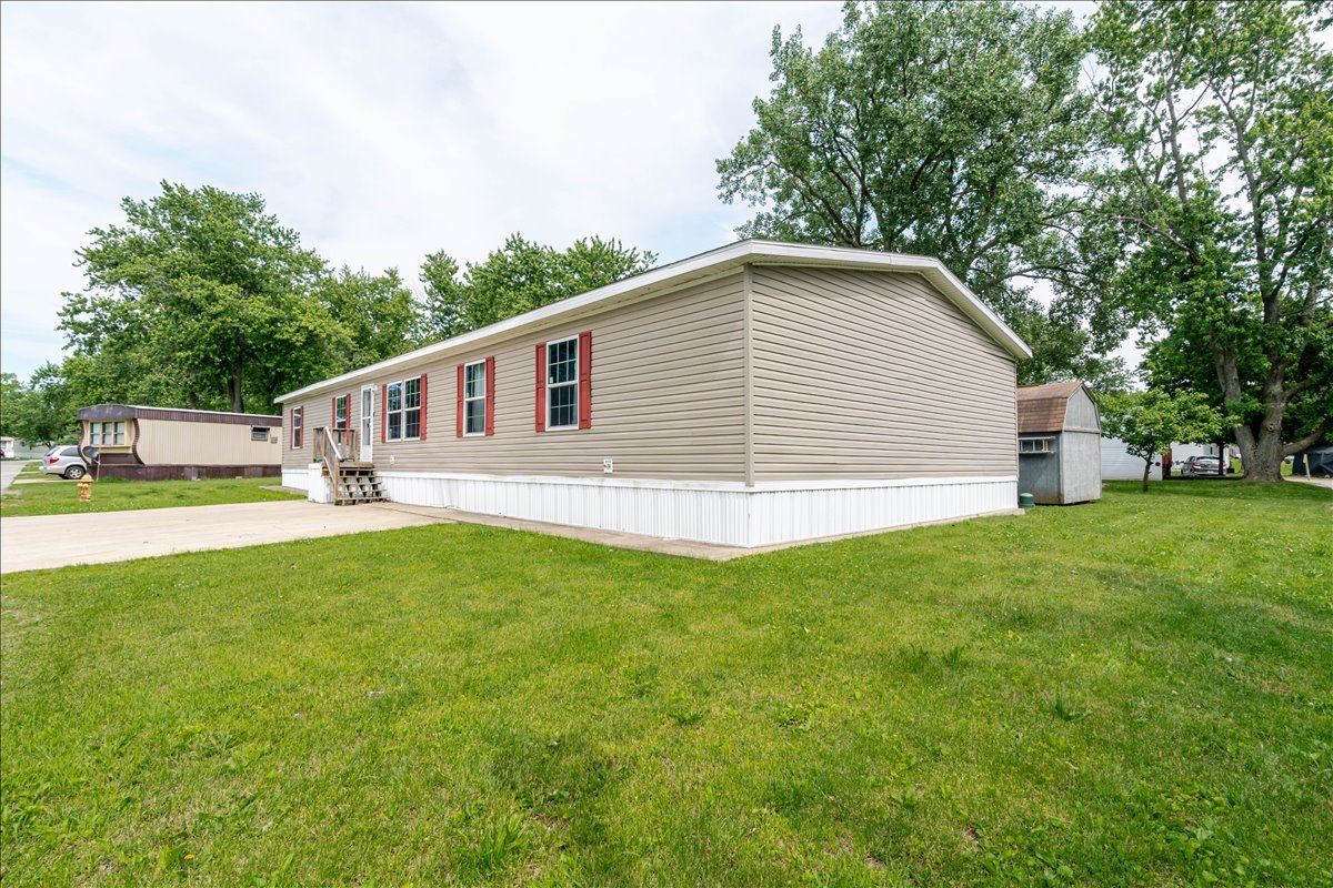 861 4th Street, Normal, IL 61761