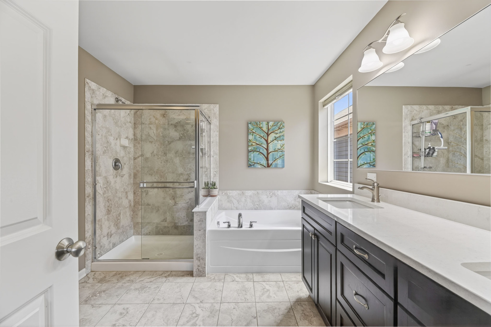 32 N Lincoln Lane, Arlington Heights, IL 60004