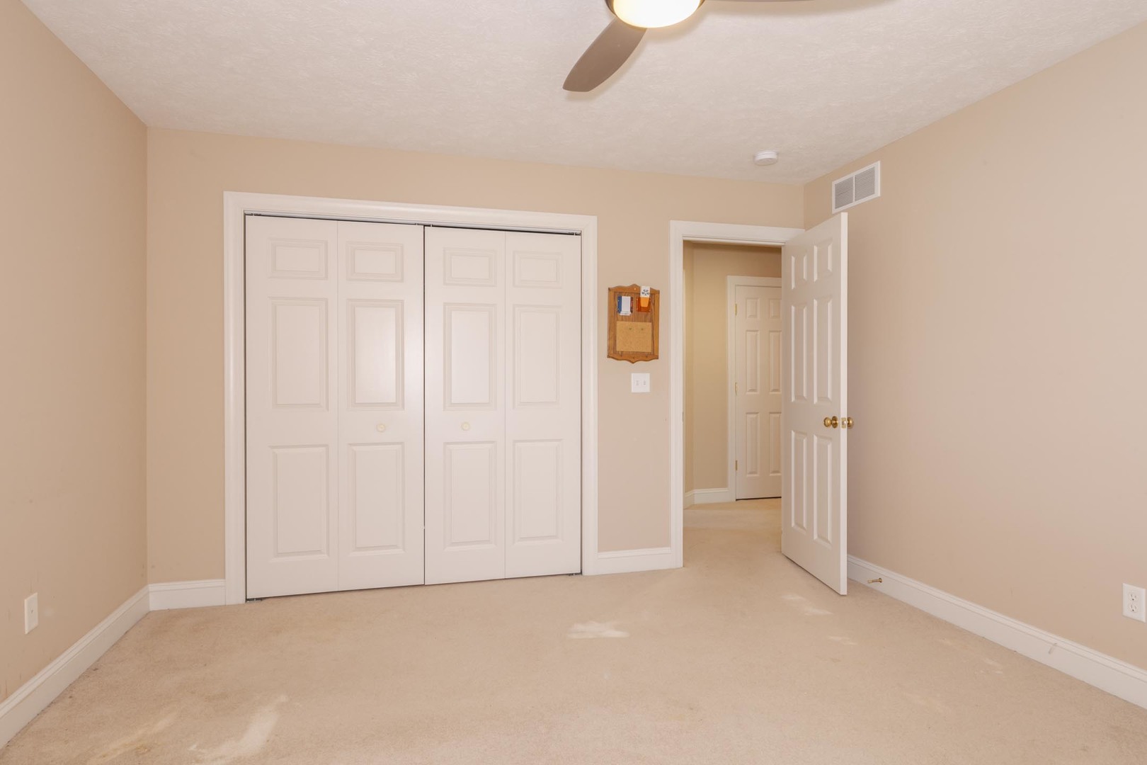 2004 Withers Lane, Bloomington, IL 61704