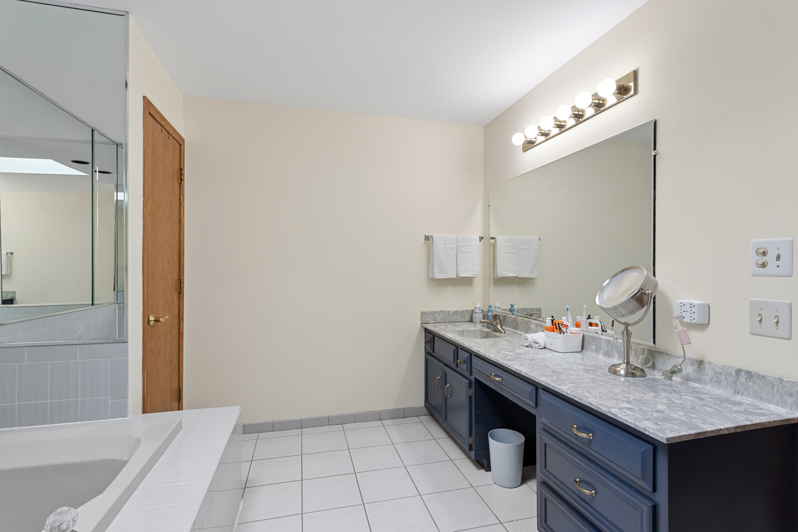13829 S Teakwood Drive, Homer Glen, IL 60491