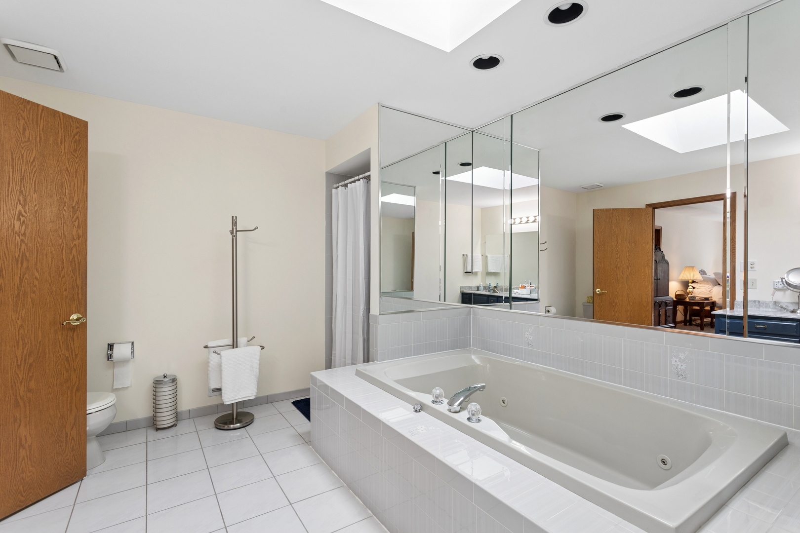 13829 S Teakwood Drive, Homer Glen, IL 60491