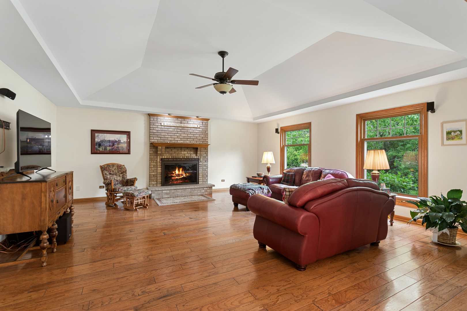 13829 S Teakwood Drive, Homer Glen, IL 60491