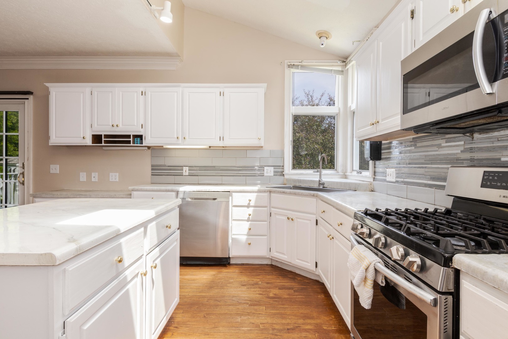 1102 Tanger Cc Court, Normal, IL 61761