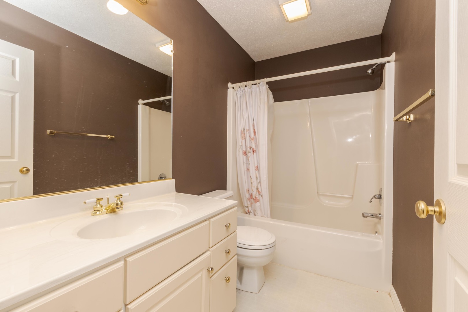 1102 Tanger Cc Court, Normal, IL 61761