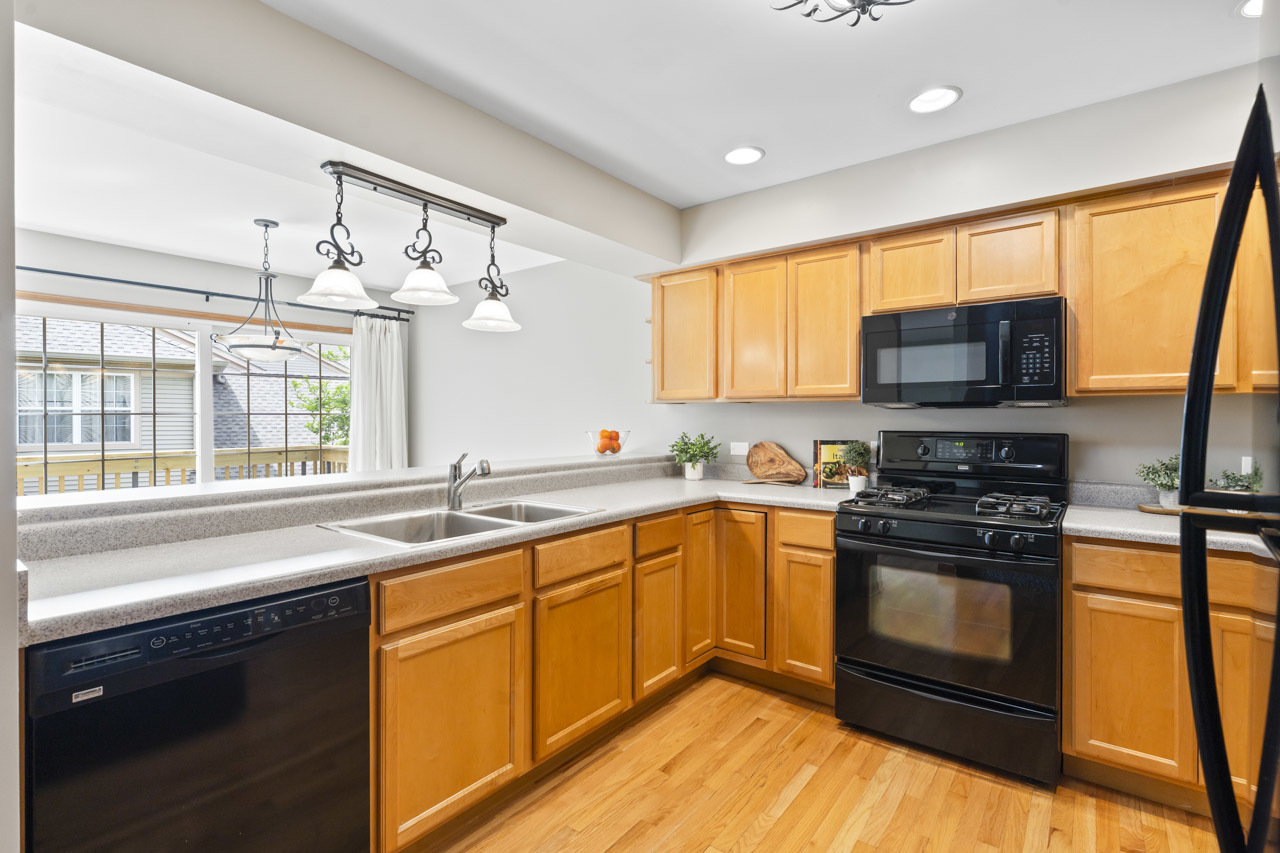 2822 Granite Court, Crystal Lake, IL 60012