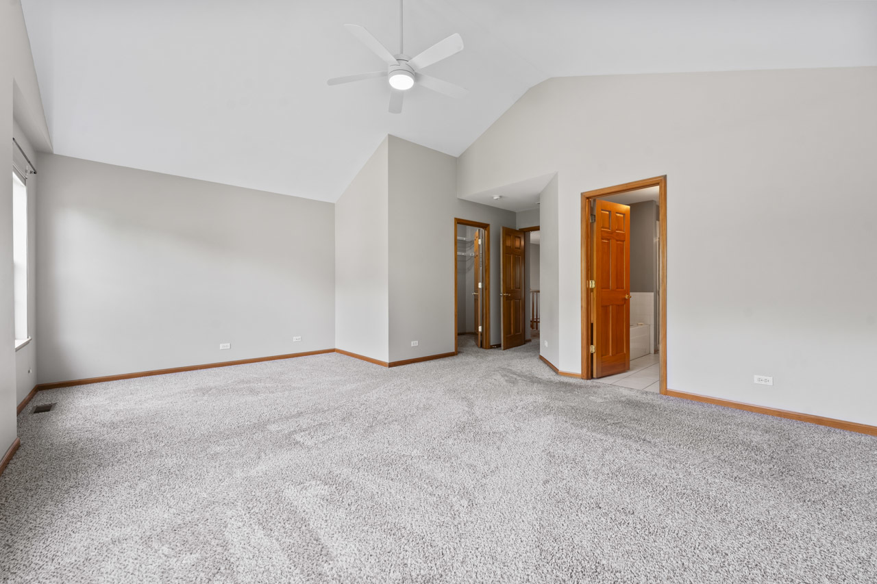 2822 Granite Court, Crystal Lake, IL 60012