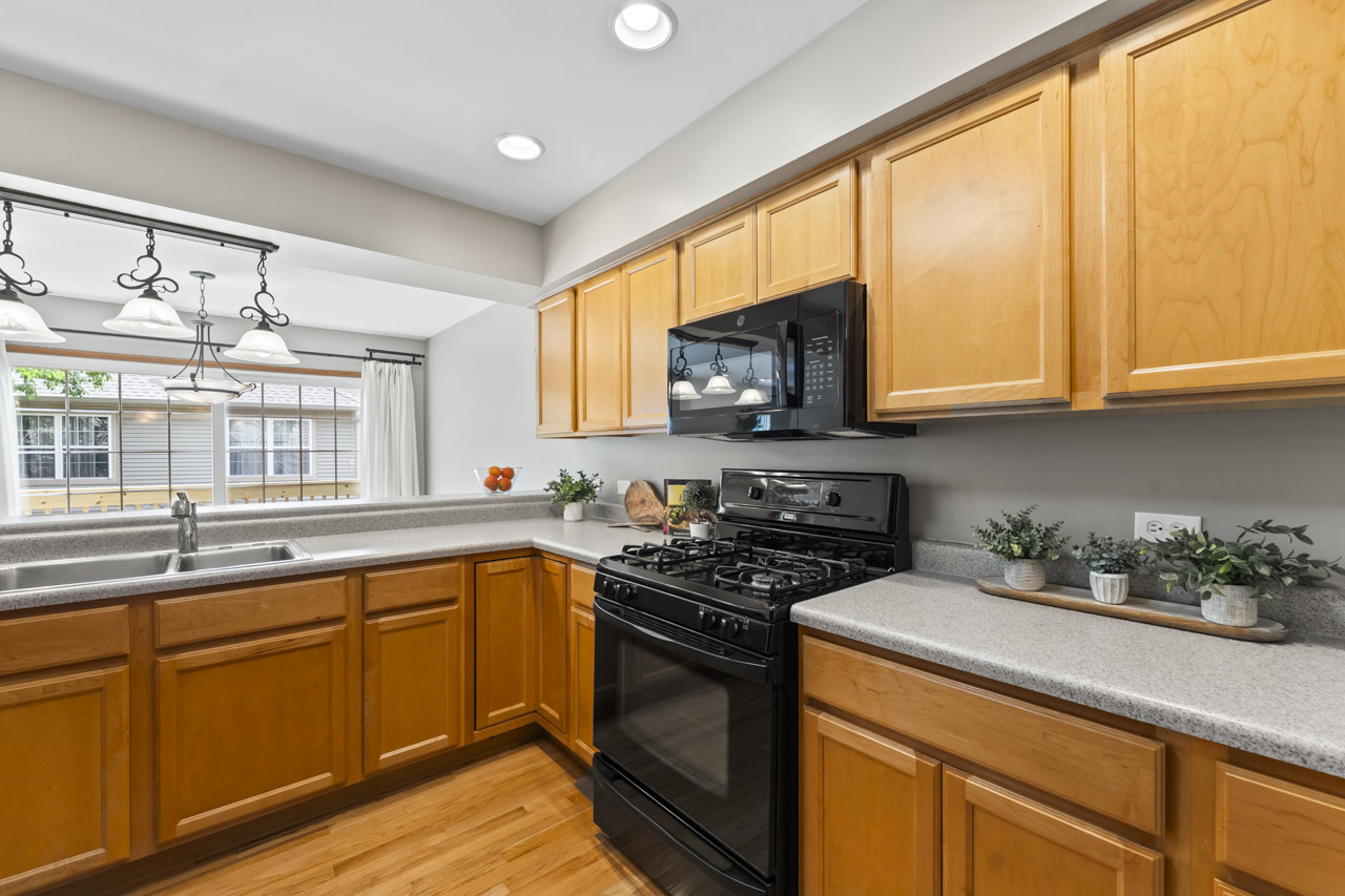 2822 Granite Court, Crystal Lake, IL 60012
