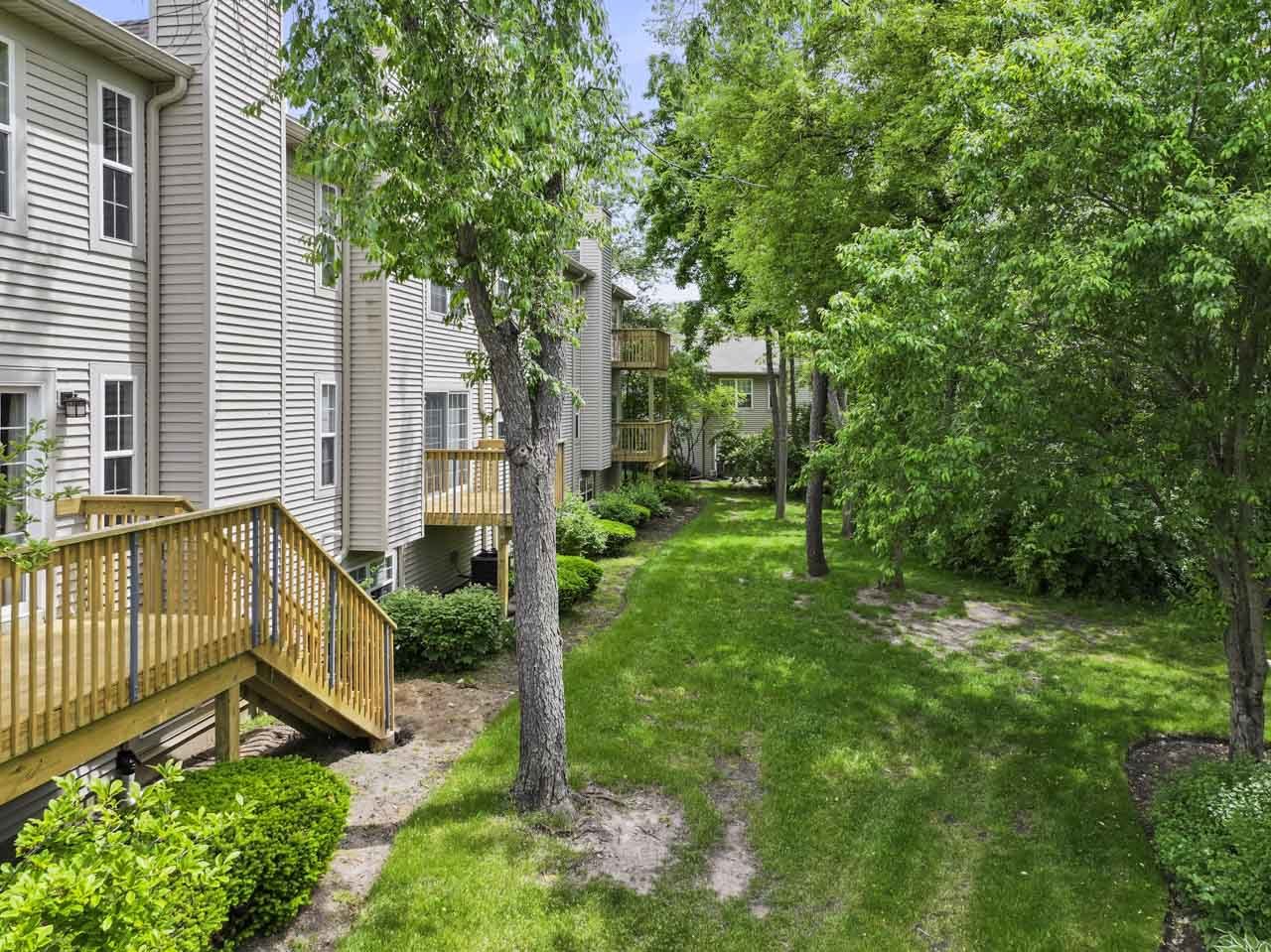 2822 Granite Court, Crystal Lake, IL 60012
