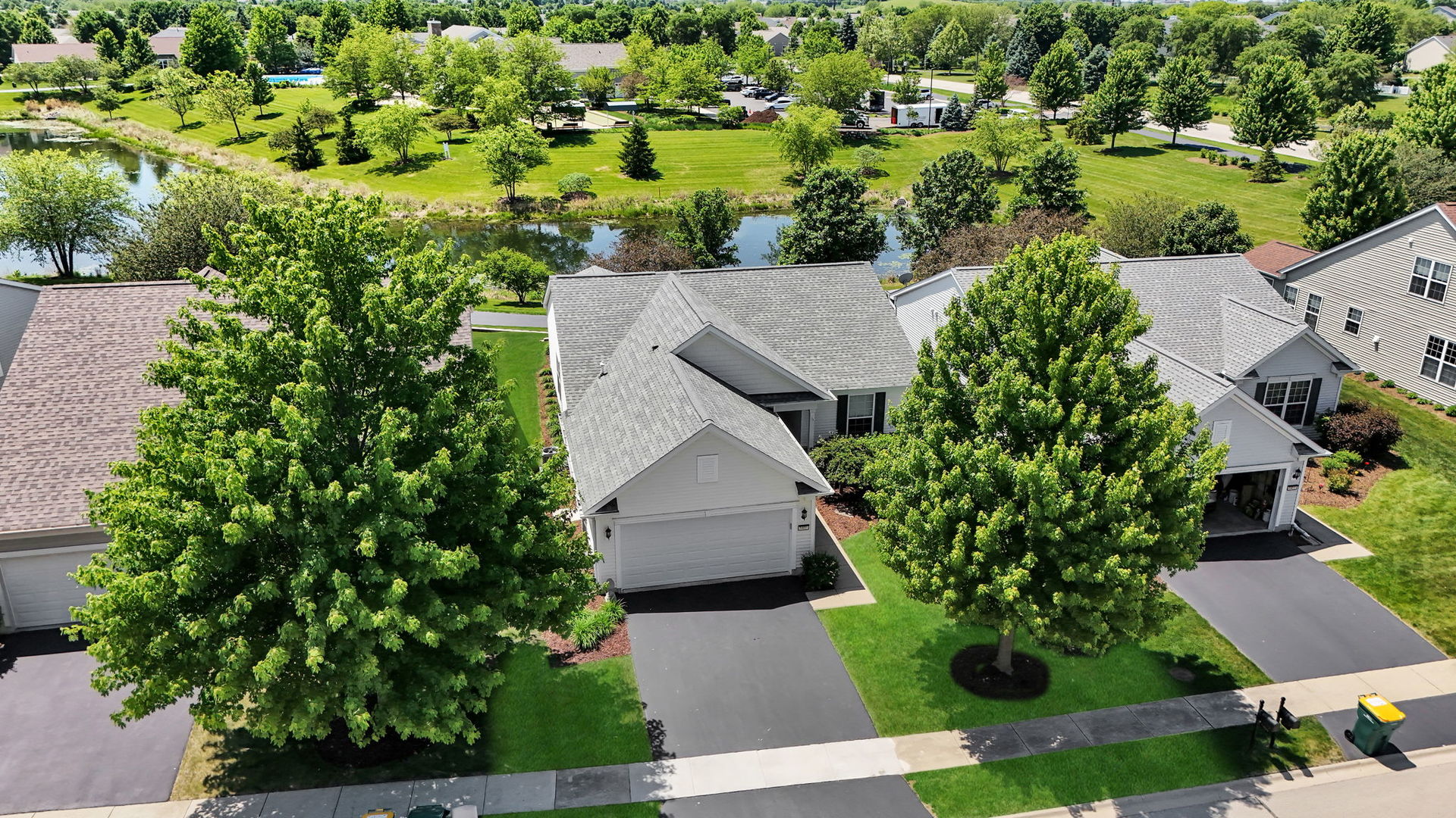 1409 Justice Court, Shorewood, IL 60404