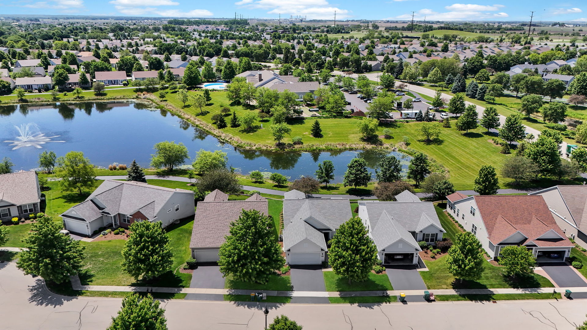1409 Justice Court, Shorewood, IL 60404