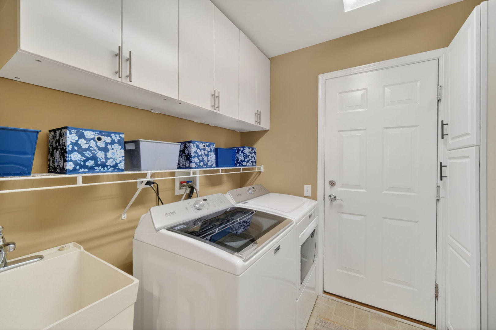 1409 Justice Court, Shorewood, IL 60404