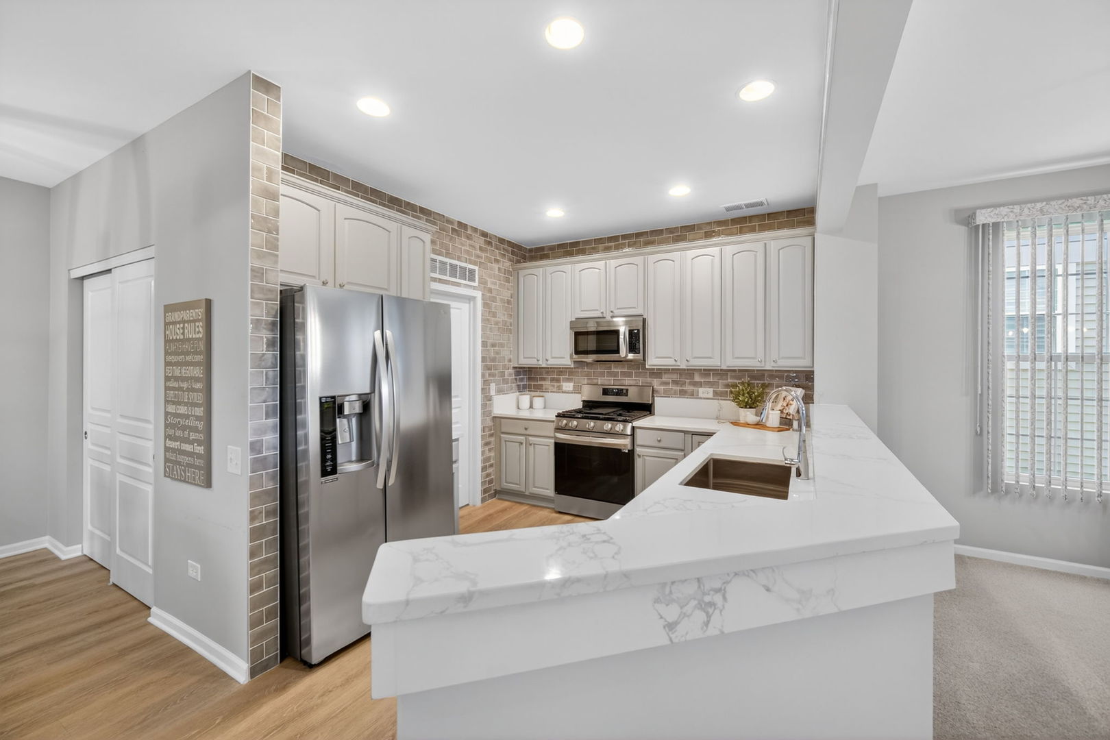 1409 Justice Court, Shorewood, IL 60404