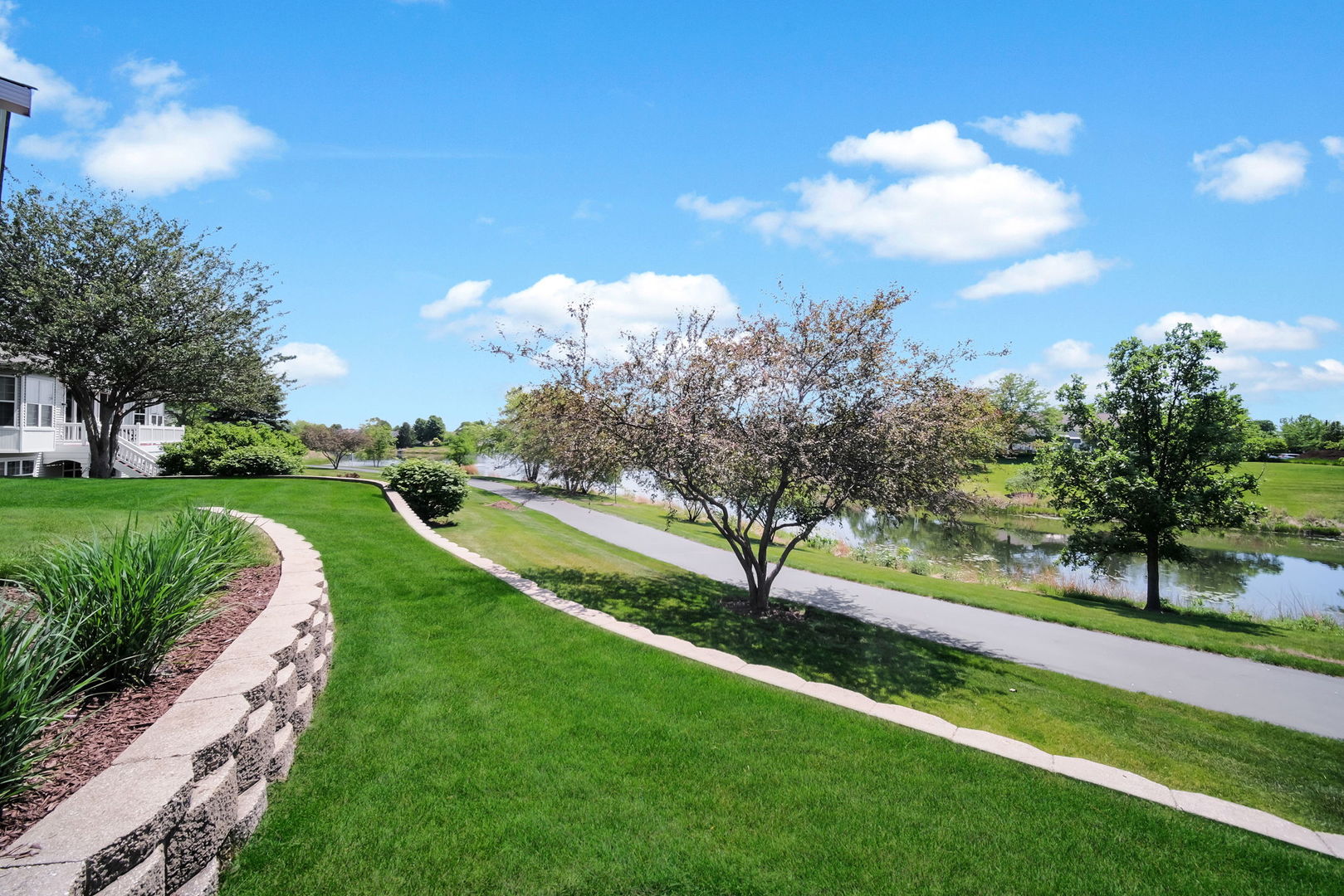 1409 Justice Court, Shorewood, IL 60404