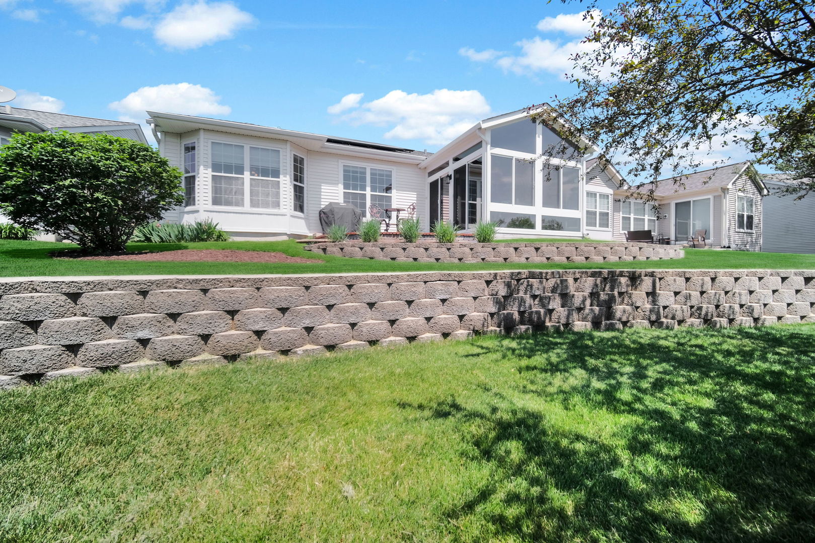 1409 Justice Court, Shorewood, IL 60404