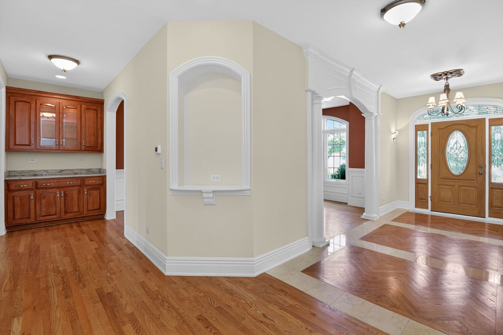 715 Marston Avenue, Glen Ellyn, IL 60137