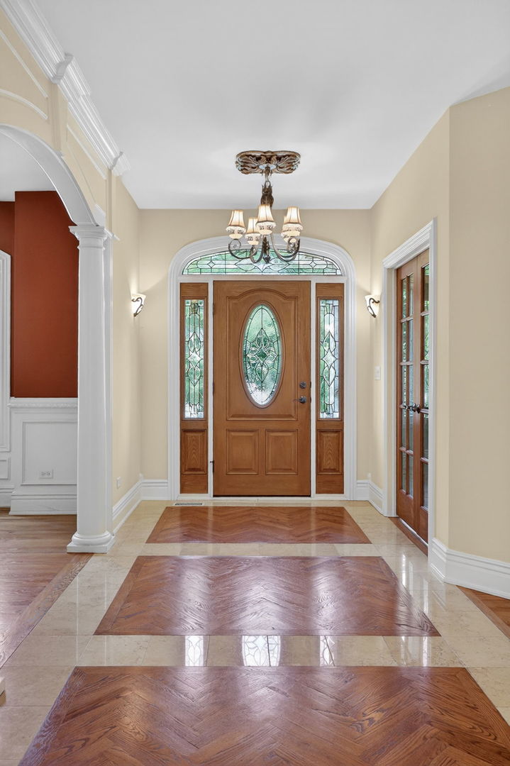 715 Marston Avenue, Glen Ellyn, IL 60137
